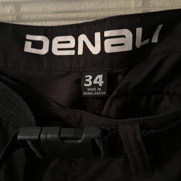 NWT- Men’s Denali Cargo Shorts - Picture 2 of 4